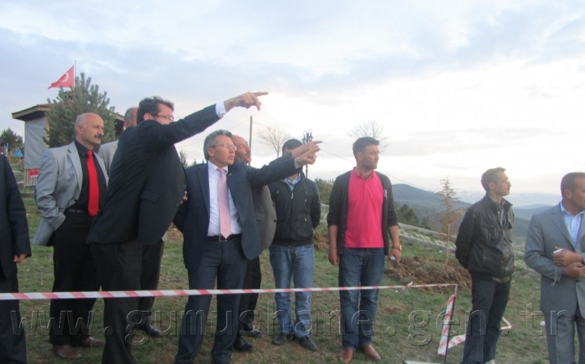 Milletvekili Üstün, Şiran'da Muhtarlarla Buluştu 11