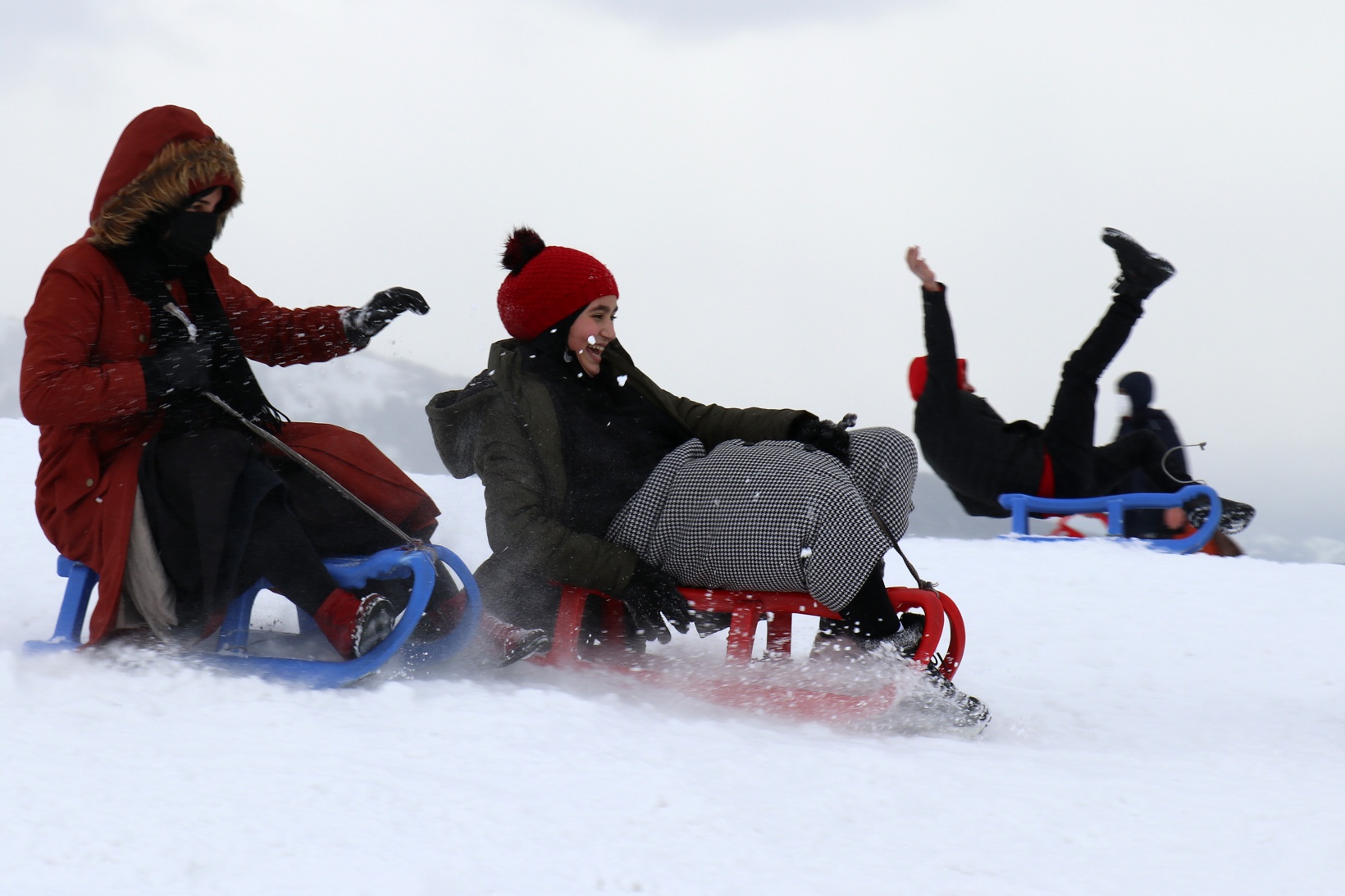 2 bin 100 metrede çığlık sesleri kahkaha seslerine karıştı 12
