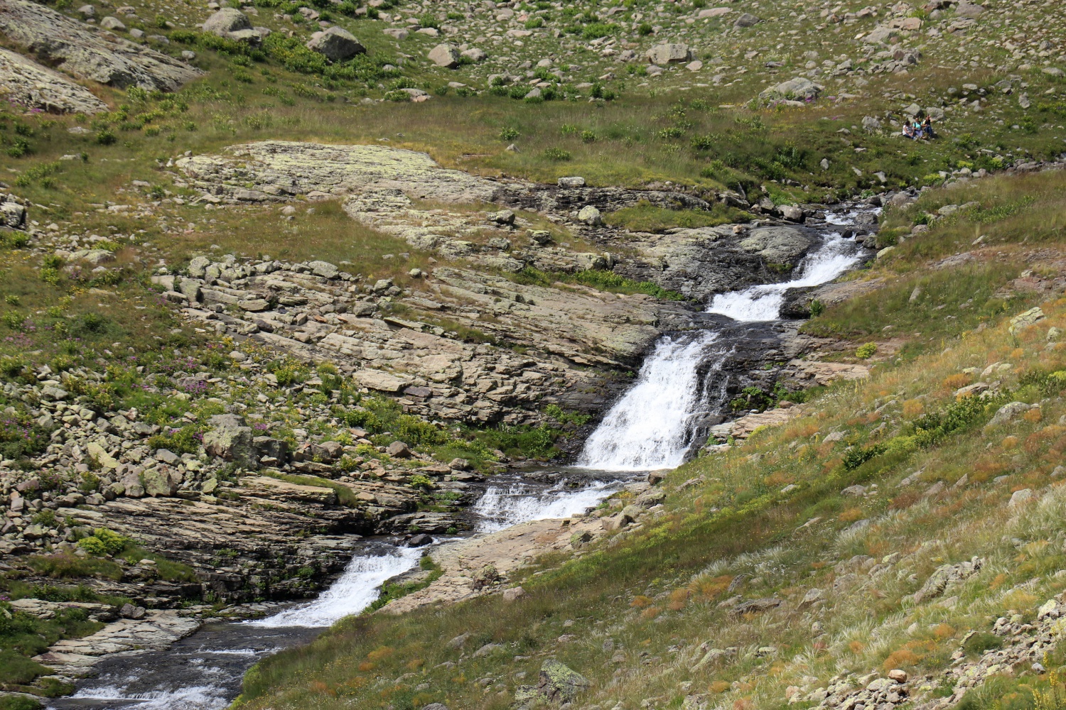 Yüksek zirvelerin cenneti: Artabel Gölleri Tabiat Parkı 45