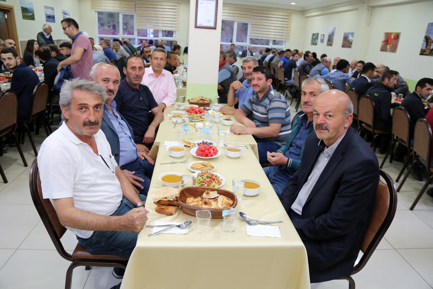 İl Özel İdaresi’nin emekçileri aynı iftar sofrasında buluştu 2