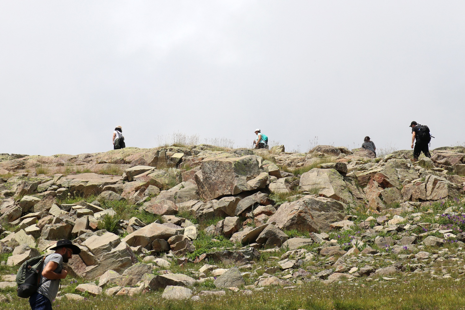 Yüksek zirvelerin cenneti: Artabel Gölleri Tabiat Parkı 29