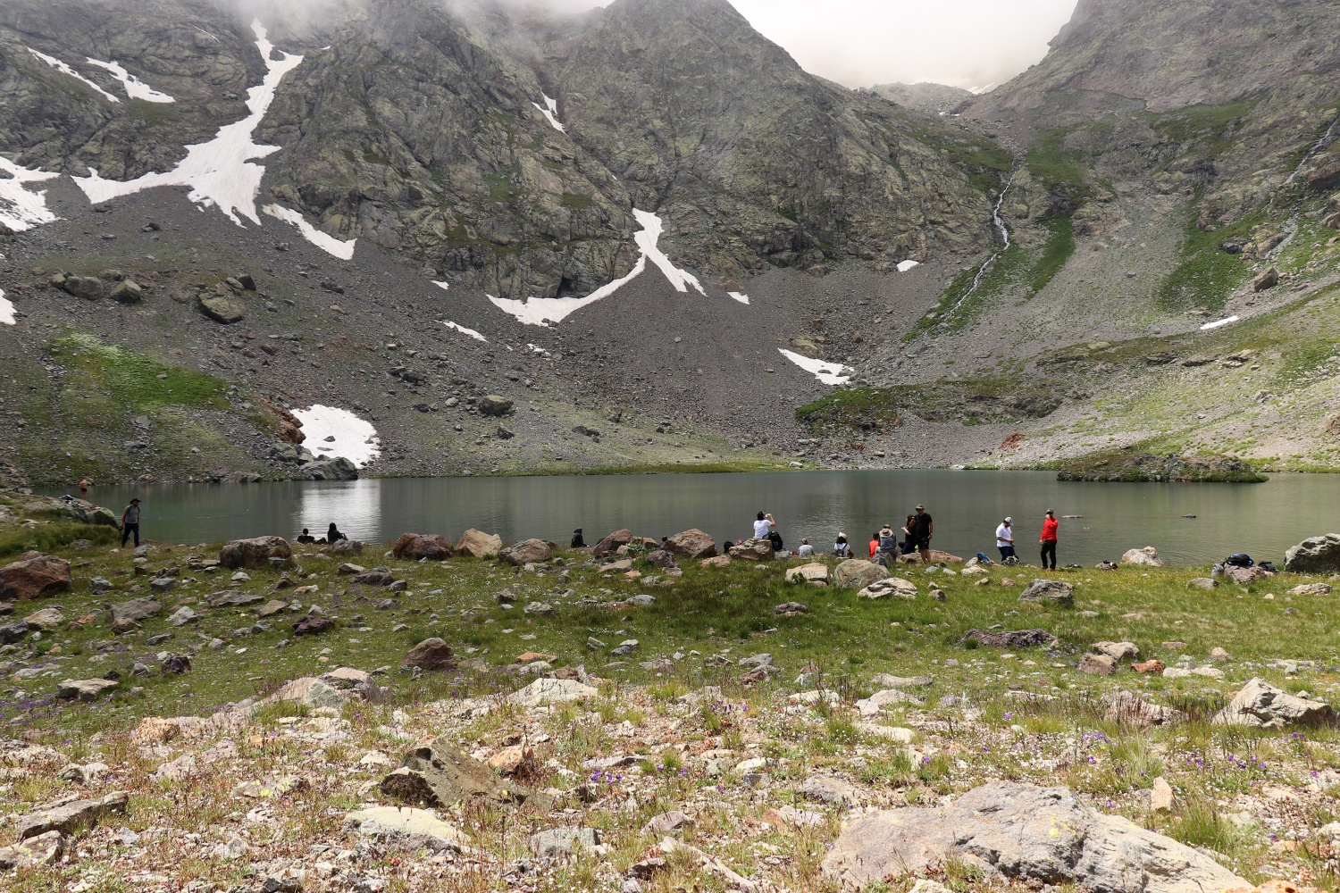 Yüksek zirvelerin cenneti: Artabel Gölleri Tabiat Parkı 49