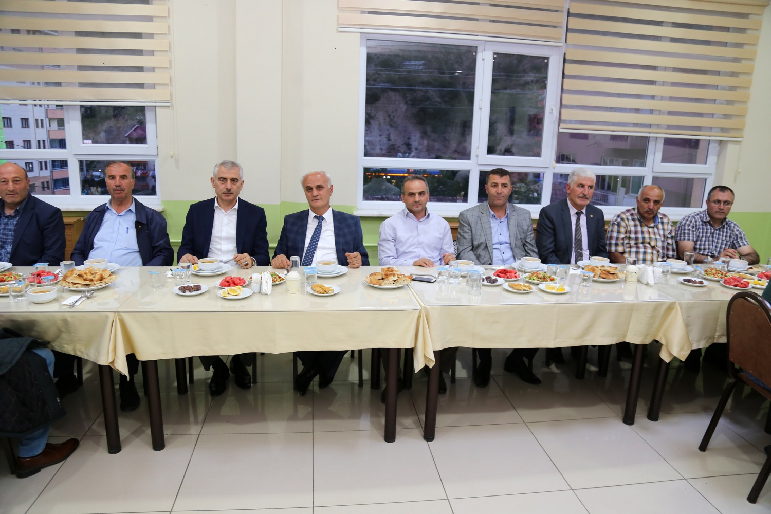 İl Özel İdaresi’nin emekçileri aynı iftar sofrasında buluştu 13
