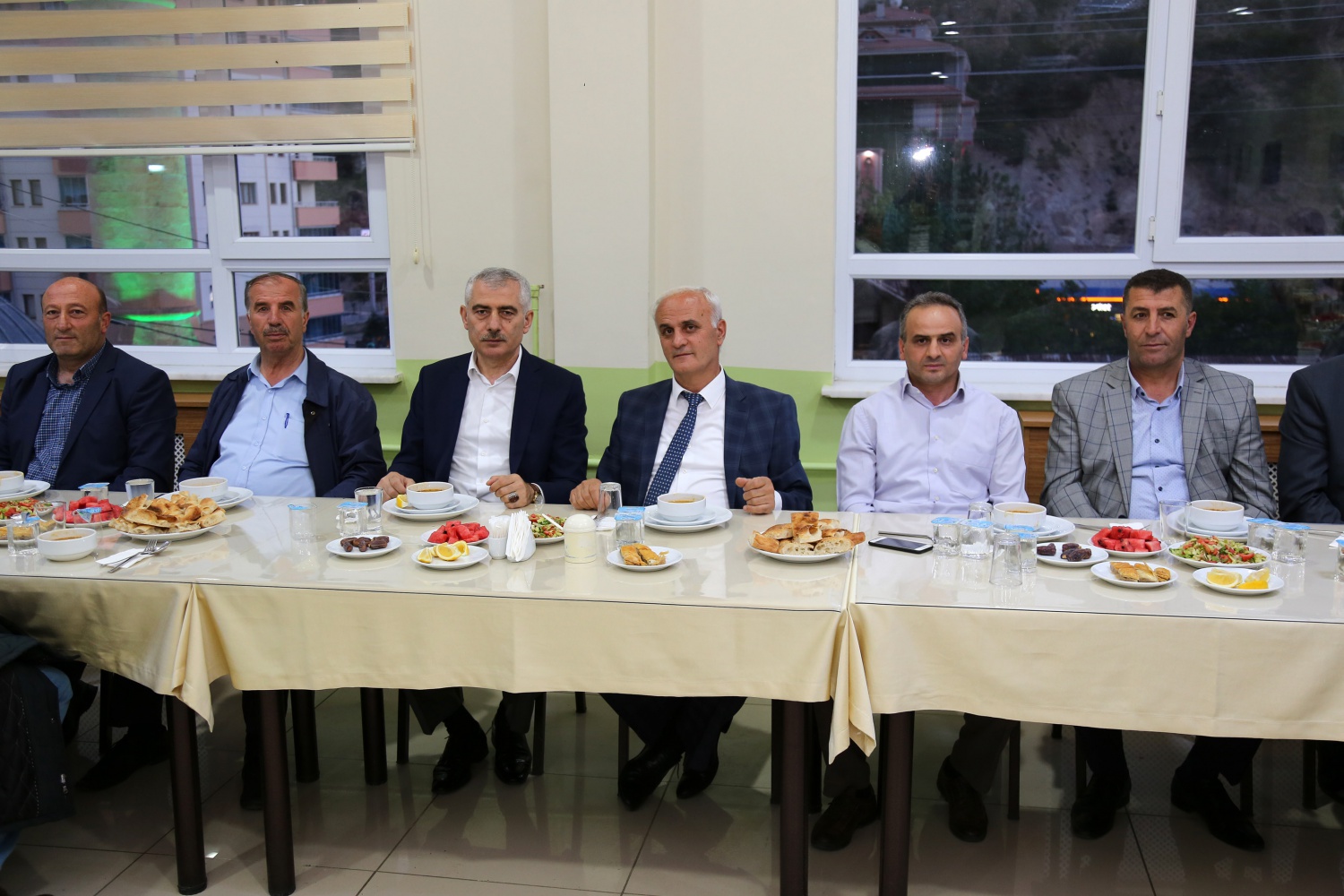 İl Özel İdaresi’nin emekçileri aynı iftar sofrasında buluştu 9
