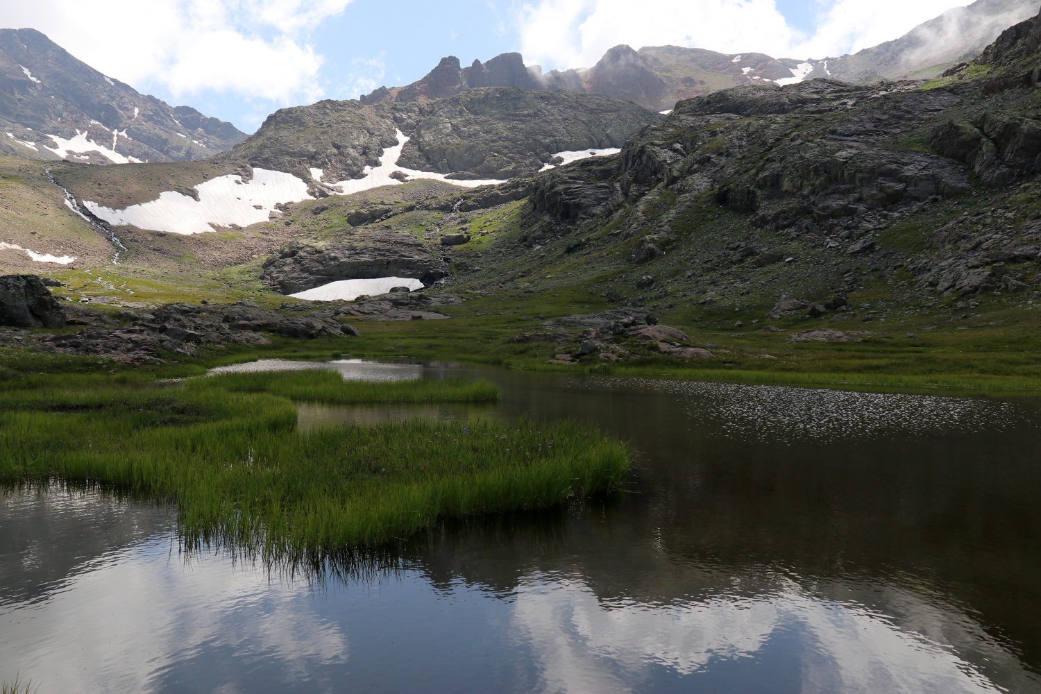 Yüksek zirvelerin cenneti: Artabel Gölleri Tabiat Parkı 22