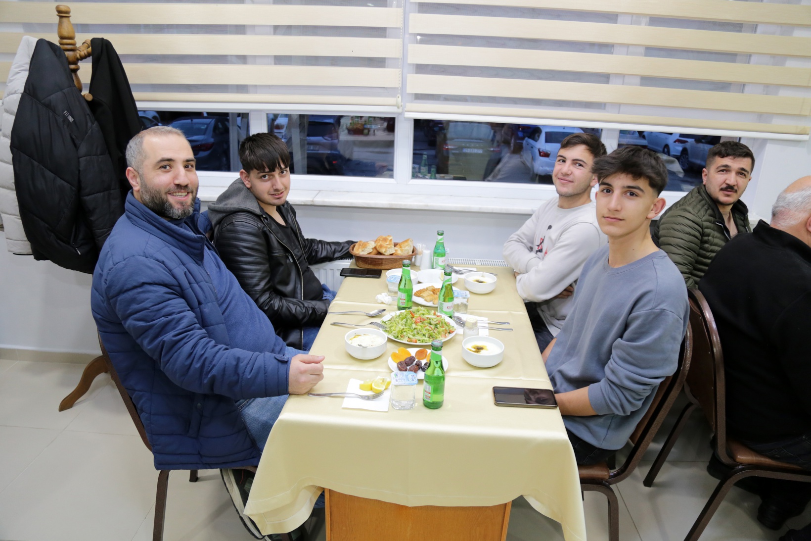 Vali Tanrısever İl Genel Meclisi üyeleri ve İl Özel İdaresi’nin emekçileriyle iftar yaptı 5