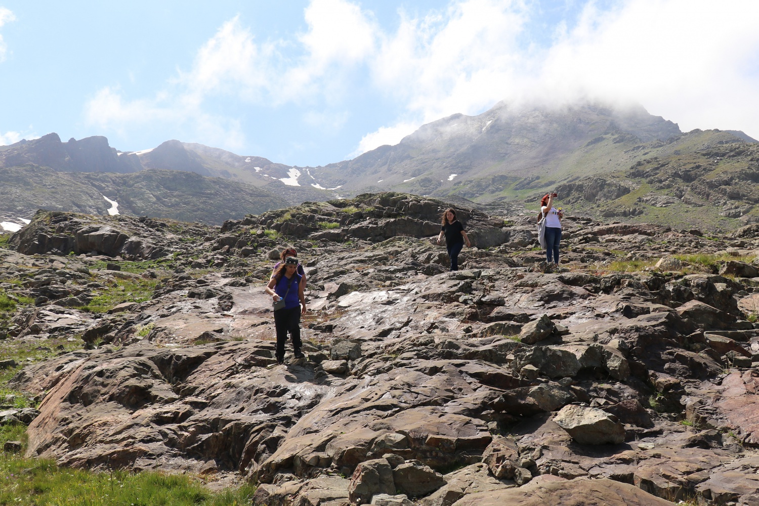 Yüksek zirvelerin cenneti: Artabel Gölleri Tabiat Parkı 67
