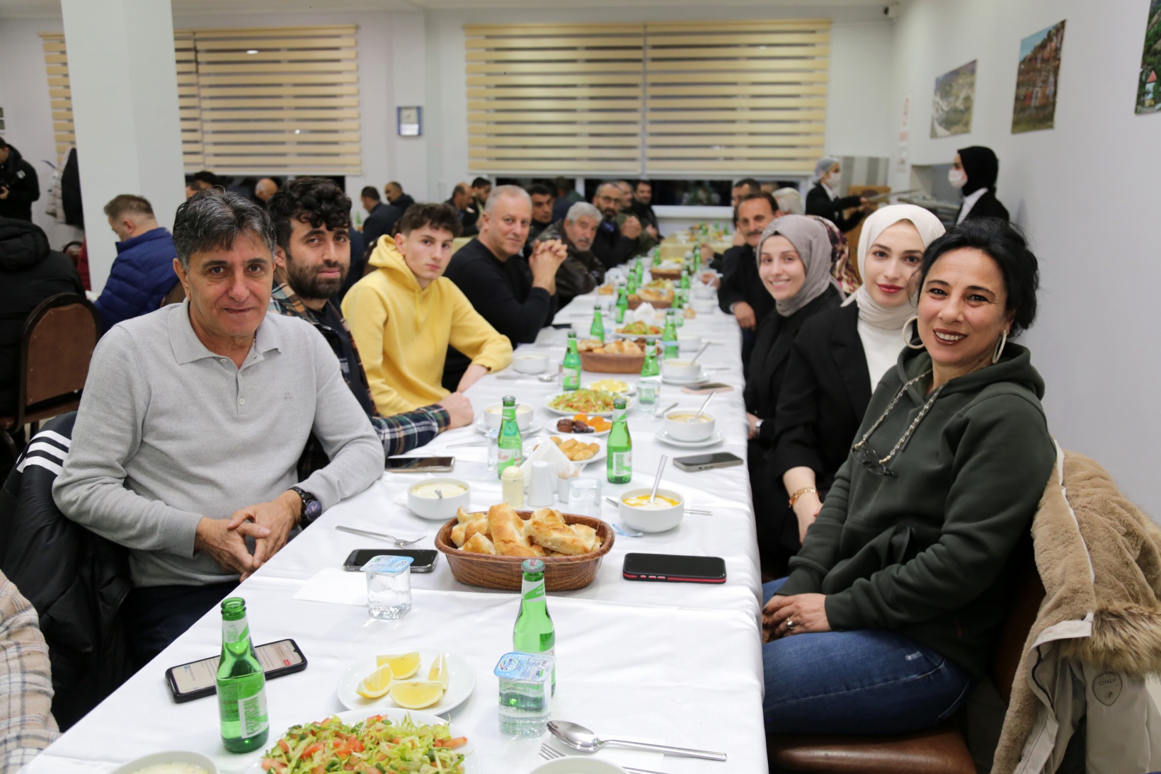 Vali Tanrısever İl Genel Meclisi üyeleri ve İl Özel İdaresi’nin emekçileriyle iftar yaptı 2