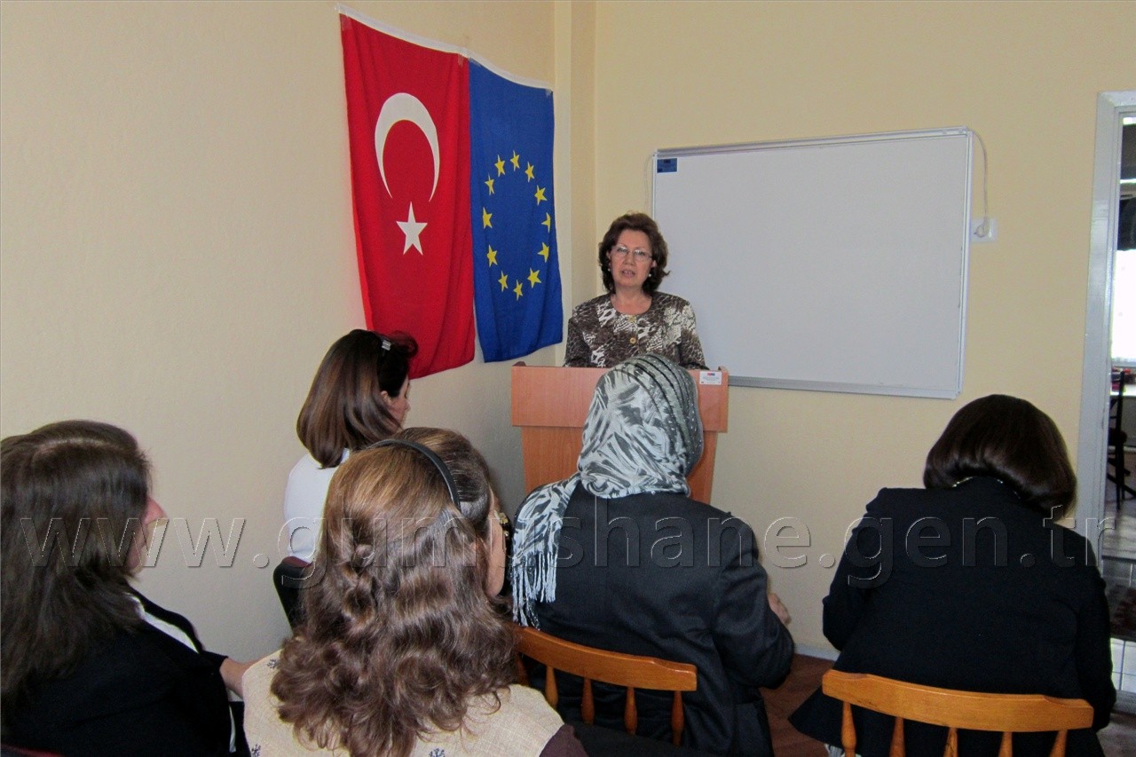 MHP Genel Başkan Yardımcısı Demirel Gümüşhane'de 1