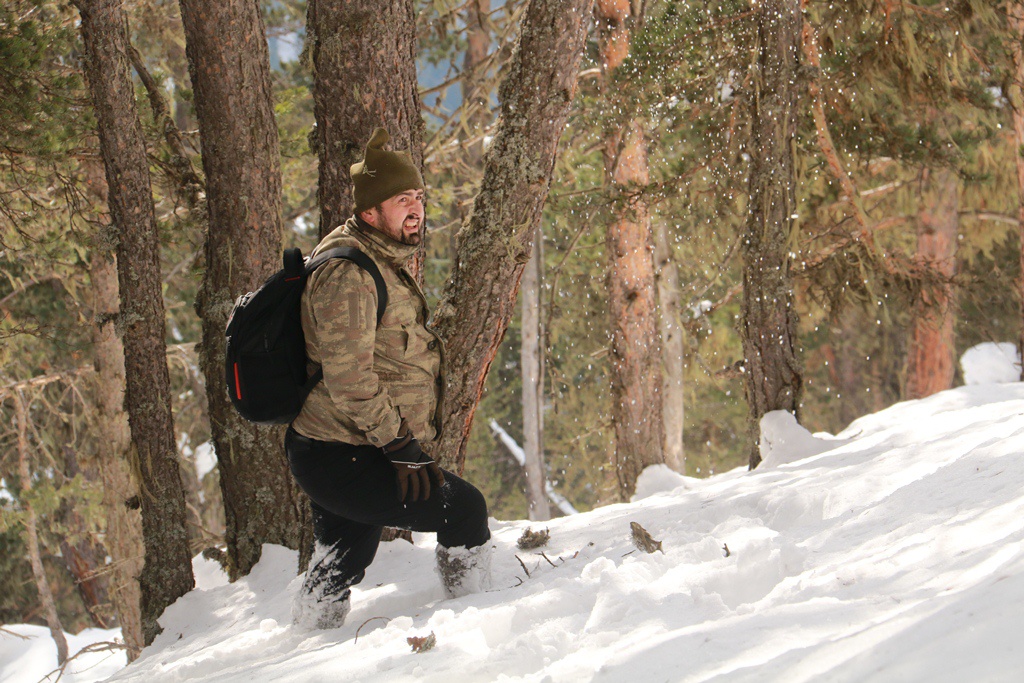 Yücebelen Köylülerinden 1 metreyi aşan karlı zeminde zorlu tırmanış 20