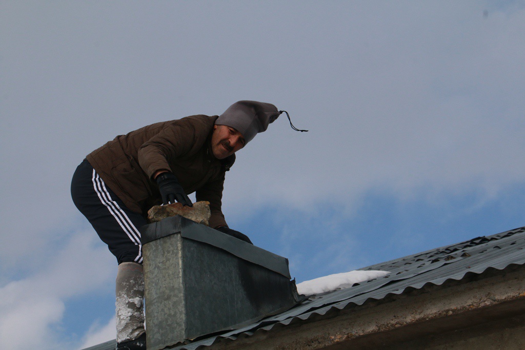 Yücebelen Köylülerinden 1 metreyi aşan karlı zeminde zorlu tırmanış 33