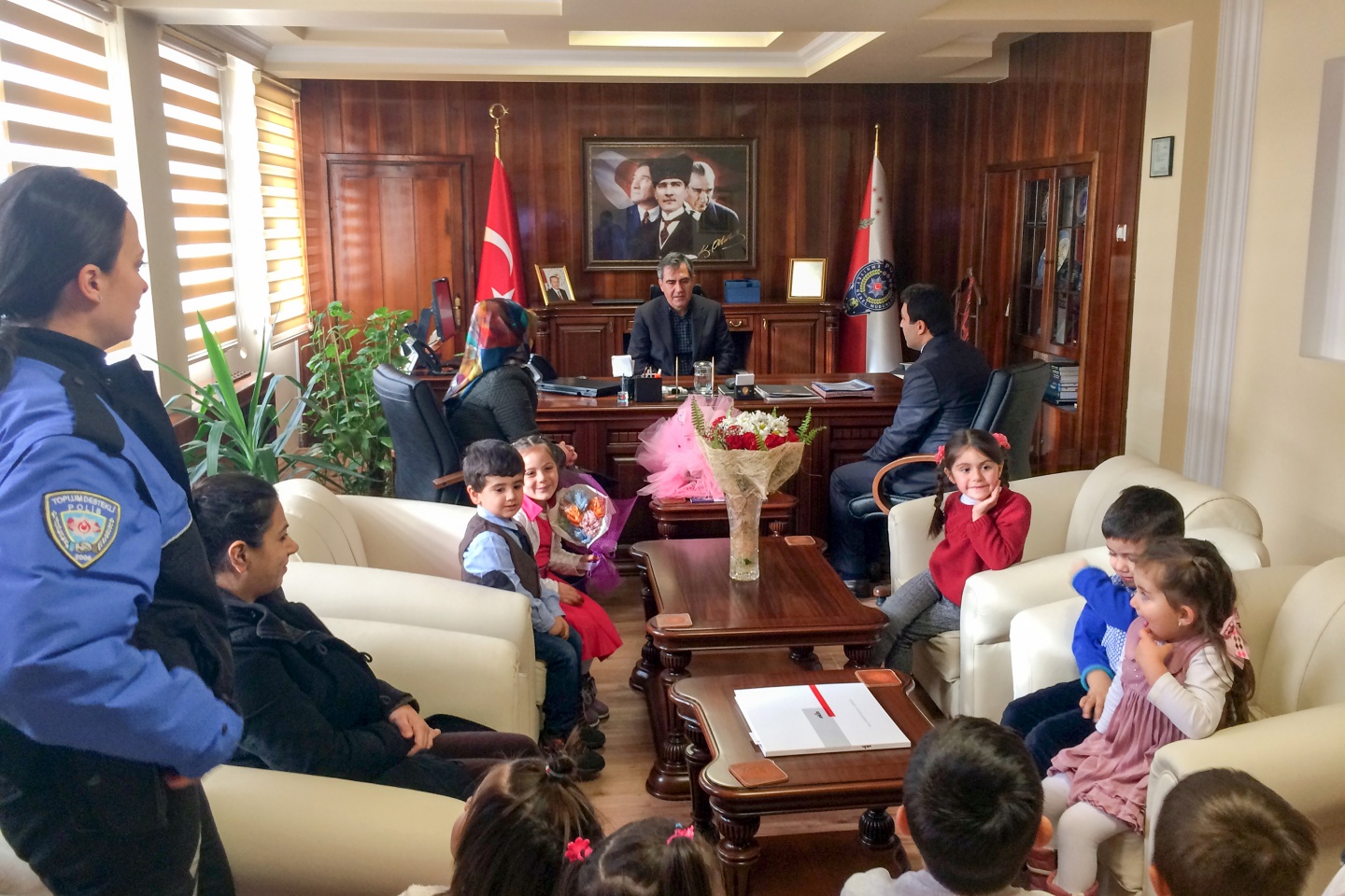 Miniklerden anlamlı ziyaret 4