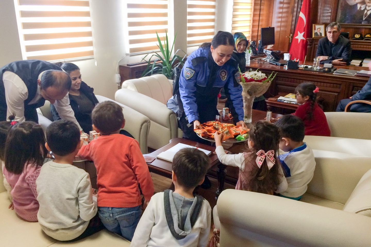 Miniklerden anlamlı ziyaret 5