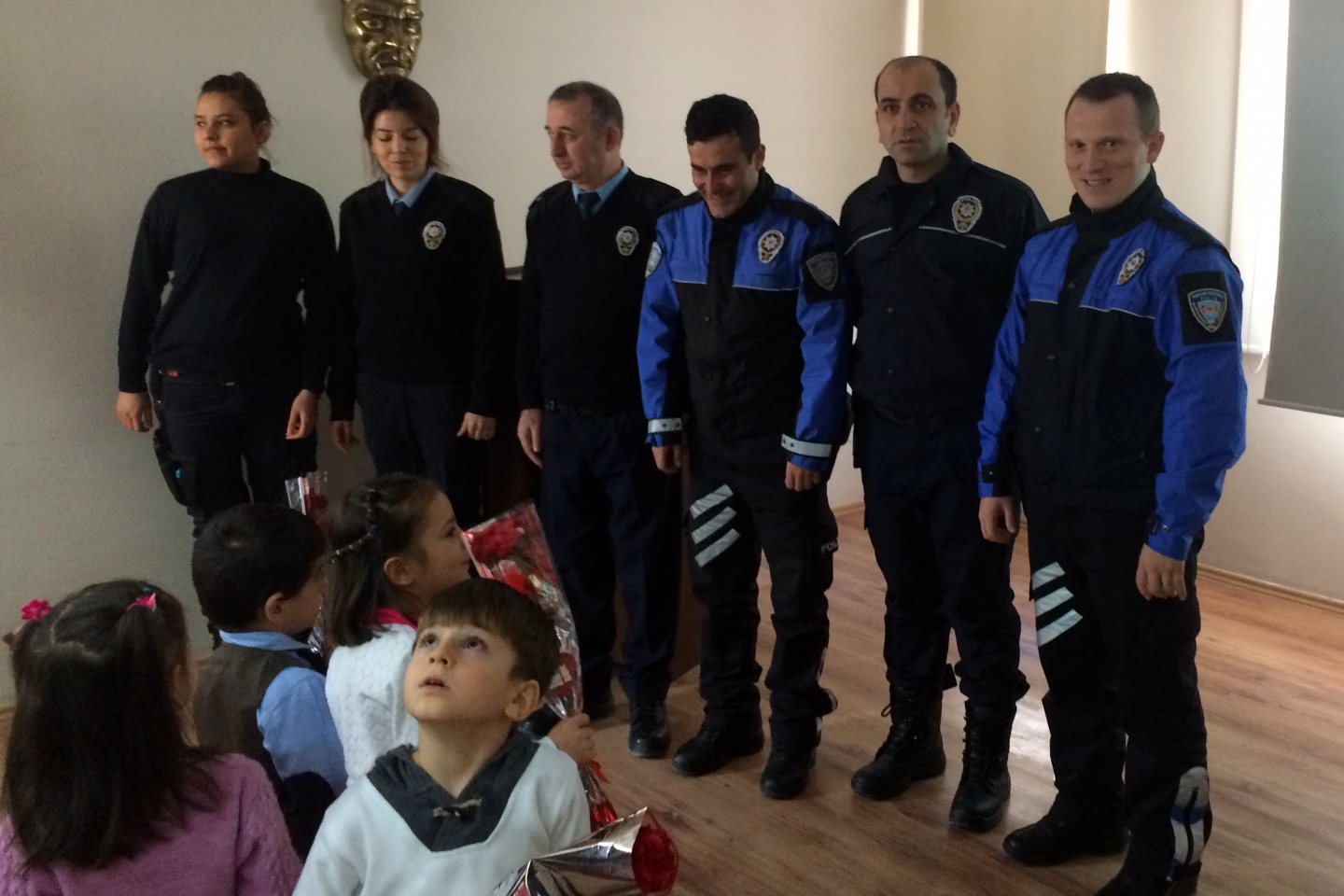 Miniklerden anlamlı ziyaret 3