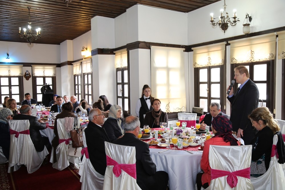 Gümüşhane’de şehit aileleri ve gazilerle kahvaltı düzenlendi 5