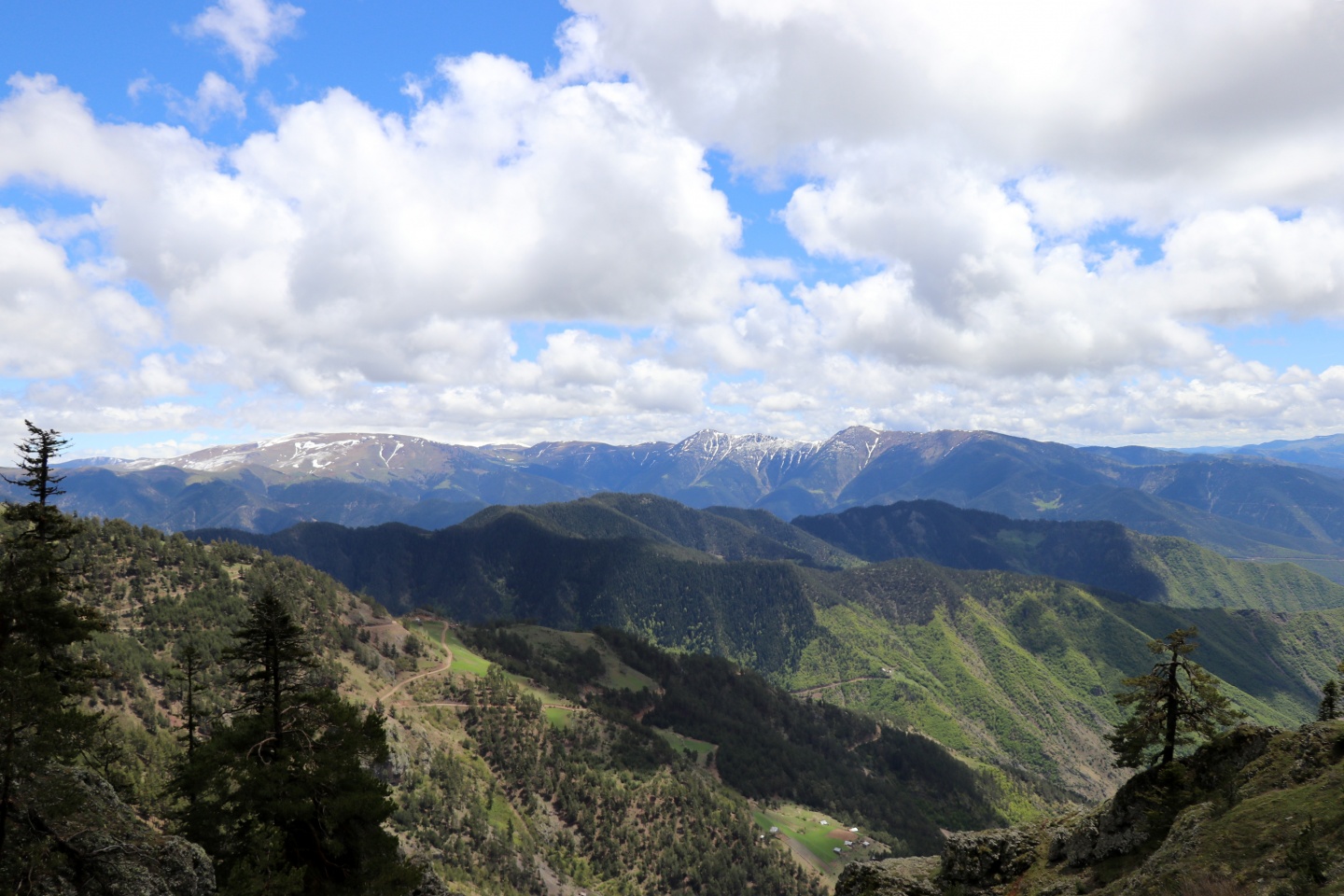 Gümüşhaneli dağcılardan bulutların üzerinde yürüyüş 8