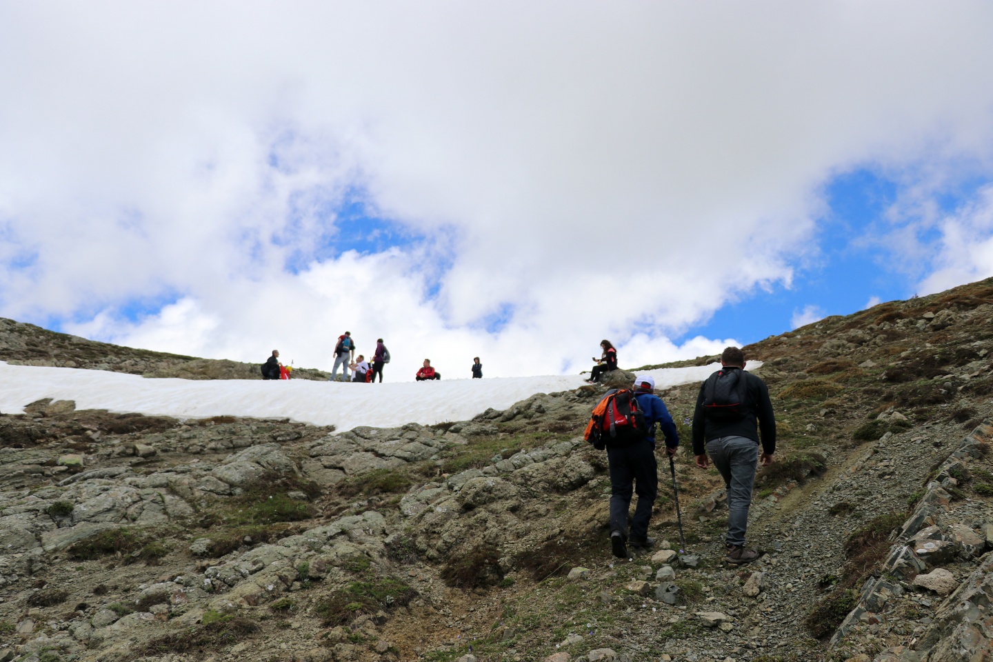Gümüşhaneli dağcılardan bulutların üzerinde yürüyüş 87