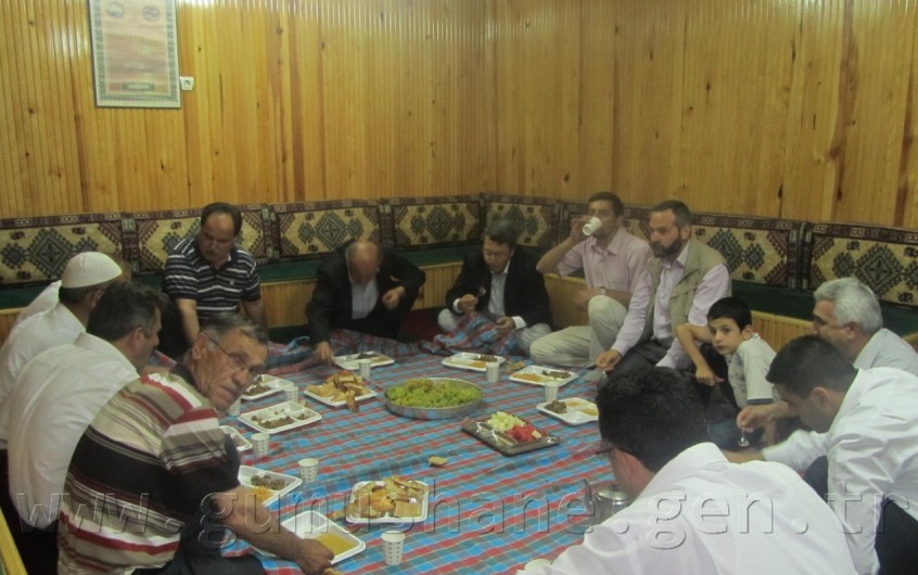 Milletvekili Üstün Yeni Mahalle'de 1