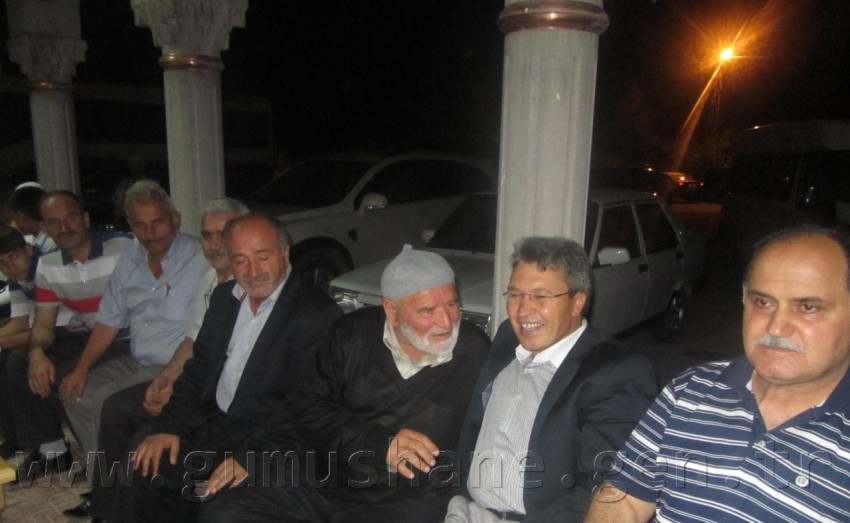 Milletvekili Üstün Yeni Mahalle'de 2