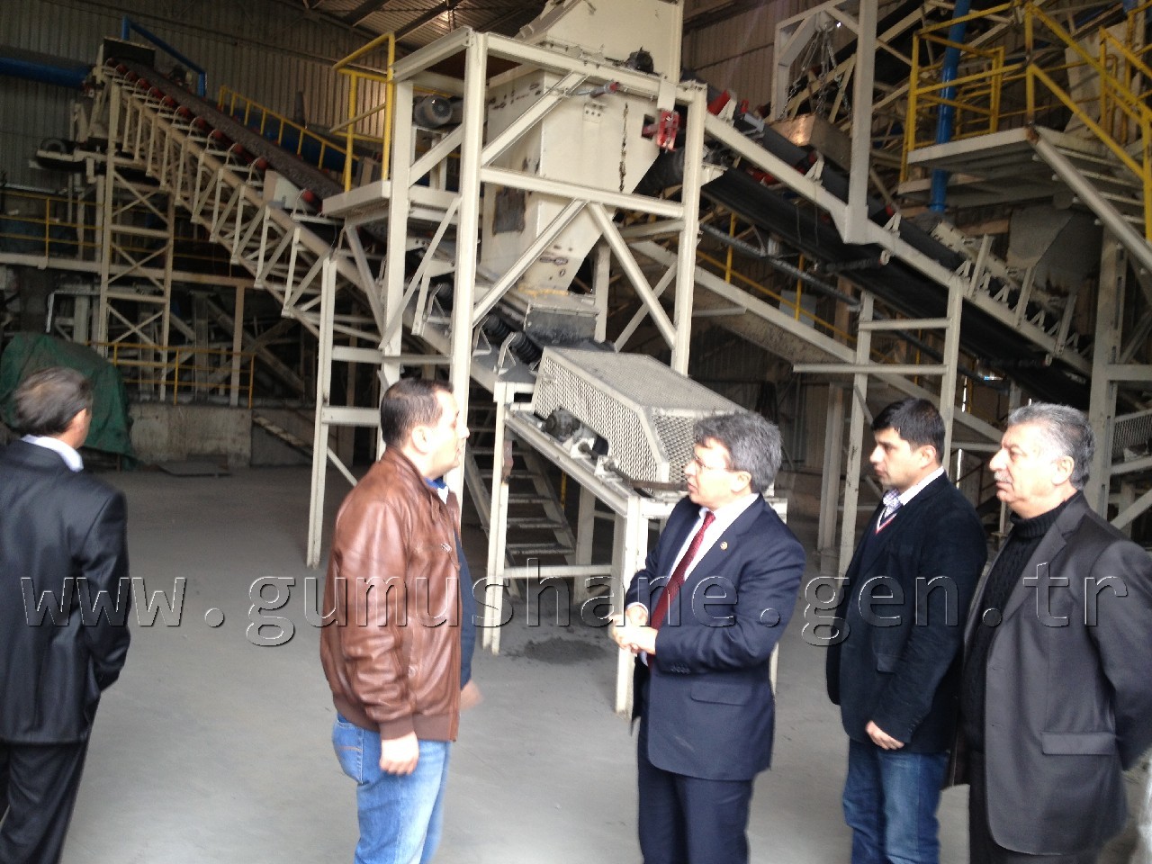 Üstün: '600'e yakın insanın ekmek yemesi bizleri gururlandırıyor' 2