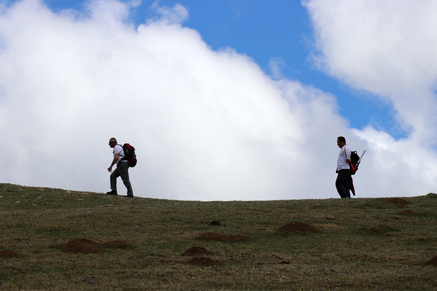 Gümüşhaneli dağcılardan bulutların üzerinde yürüyüş 40