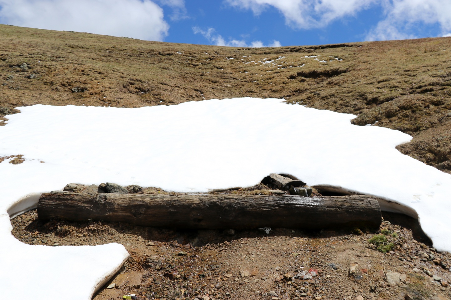Gümüşhaneli dağcılardan bulutların üzerinde yürüyüş 90