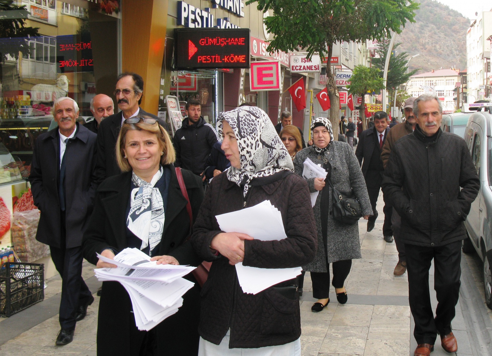 İYİ Parti Gümüşhane teşkilatı kadına şiddete hayır dedi 12