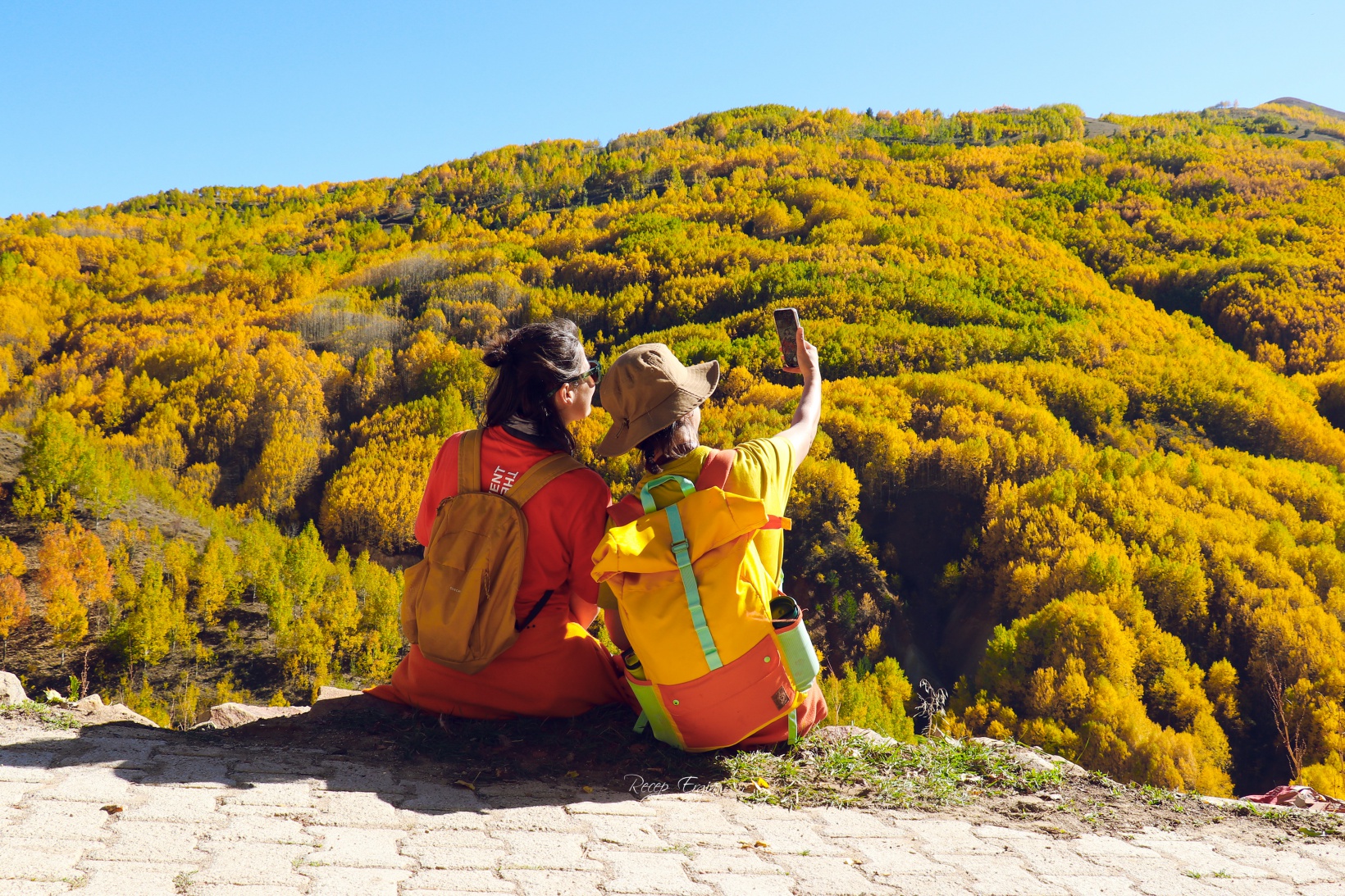 Gümüşhane dağları sonbaharın büyüleyici renkleriyle bezendi 15