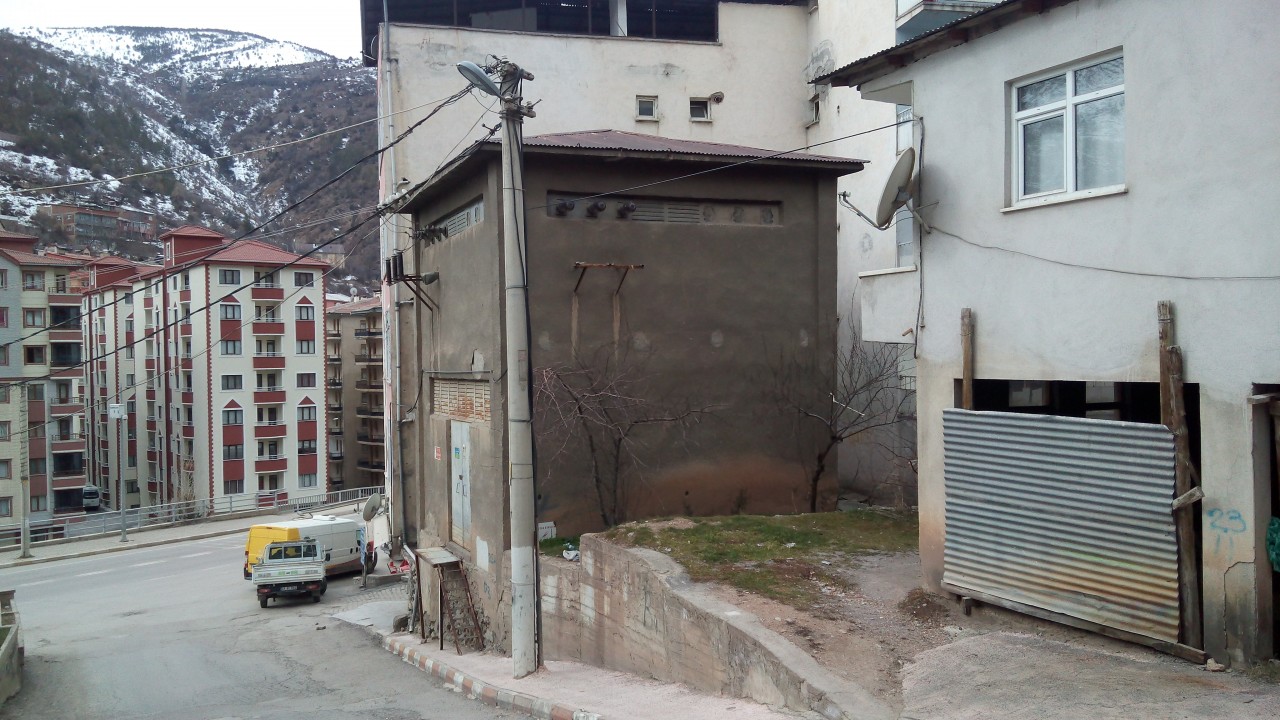 Eski trafolar ya kaldırılsın ya da yenilensin 3