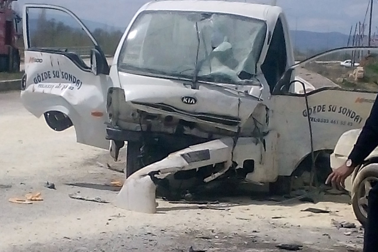 Gümüşhane’de Feci Kaza: 2 Ölü, 6 Yaralı 7