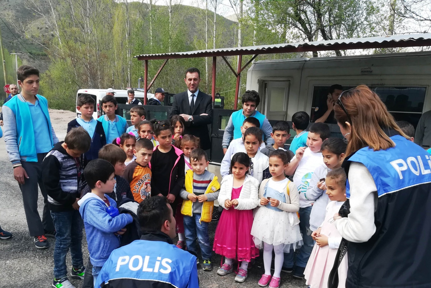 Minik yüreklerden büyük ziyaretler 1