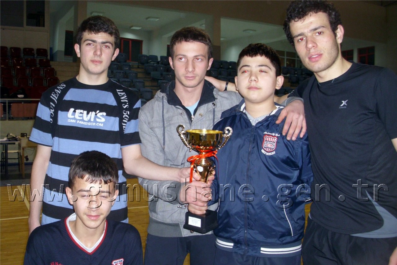 Okullar Arası Masa Tenisi Müsabakaları Yapıldı 3