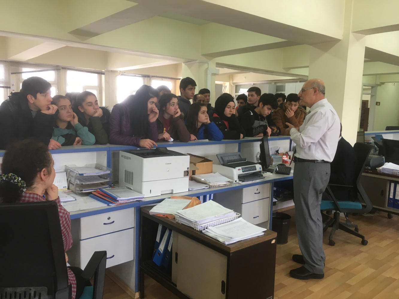 Muhasebe öğrencileri Vergi Dairesi’ni ziyaret etti 2