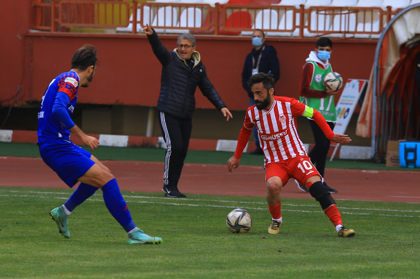 Gümüş keyiften 4 köşe: 4-0 2