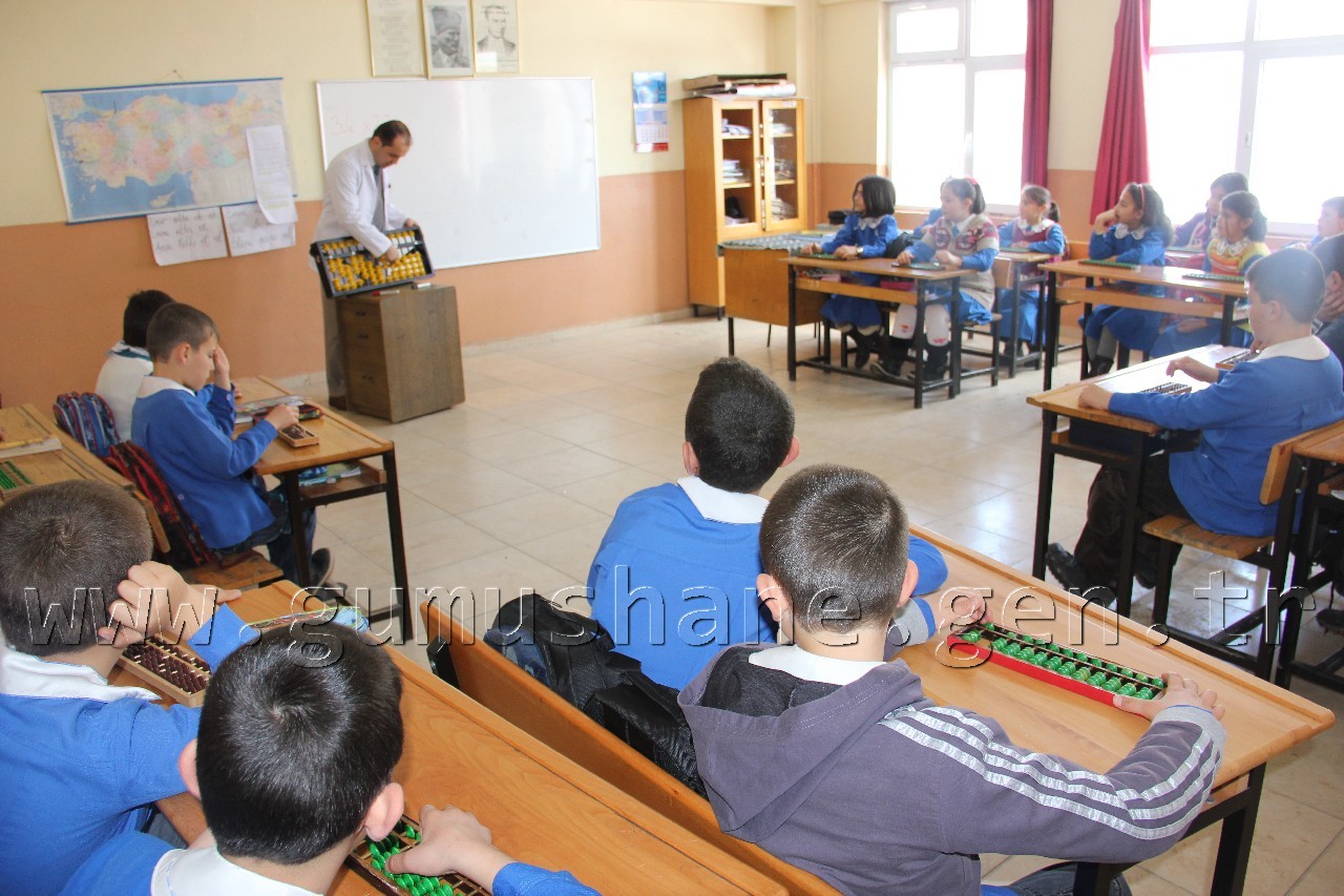 Köse'de Abaküsle Mental Aritmetik Eğitimi 4