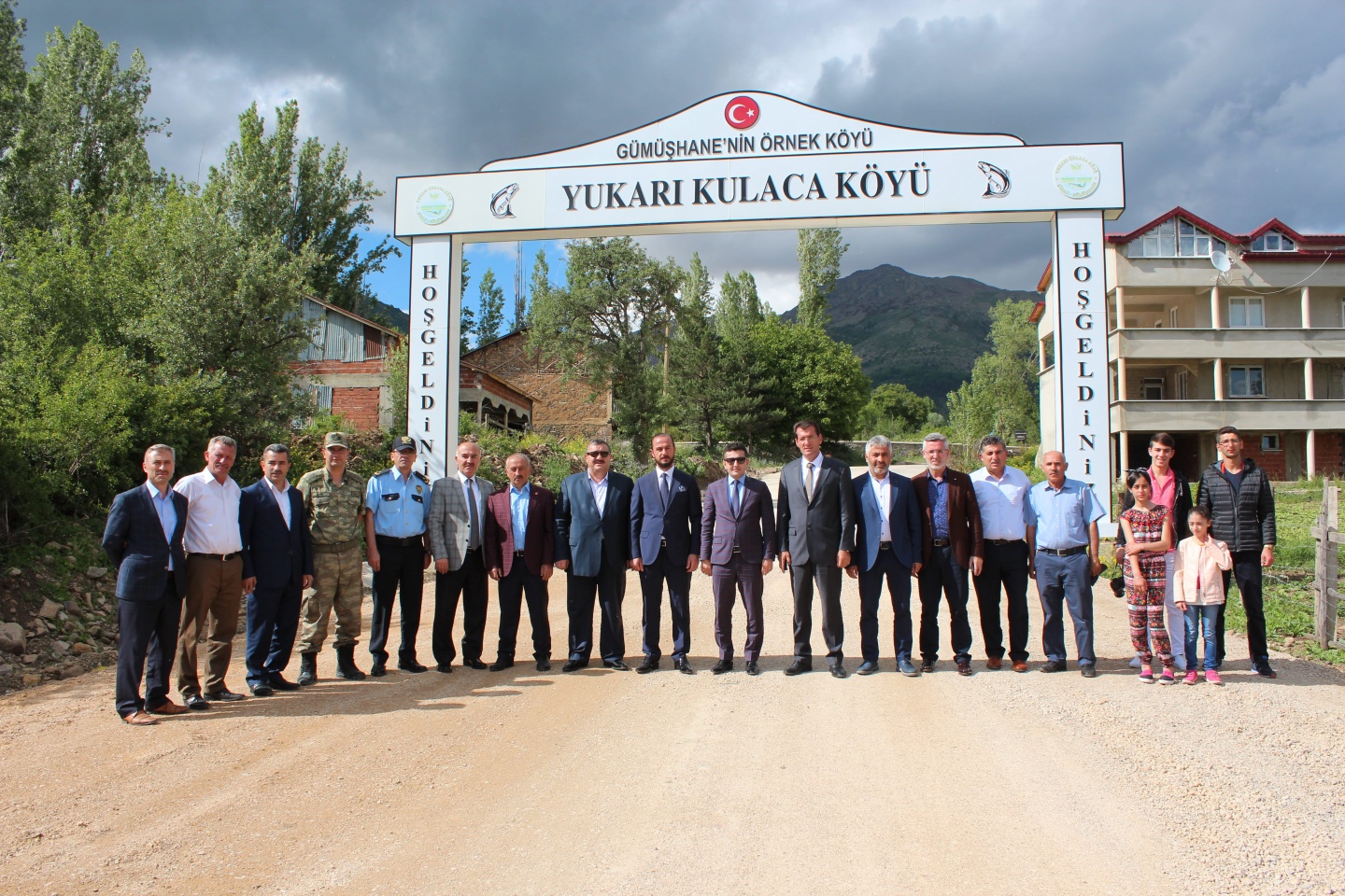 Örnek köy projesi tamamlandı 8