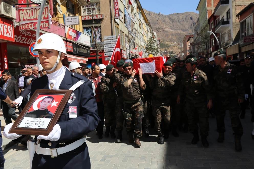 Gümüşhane Şehit Komiserini Uğurladı 36