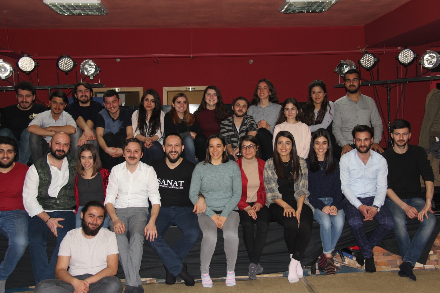 ‘Bir Garip Orhan Veli’ sahnelendi 5