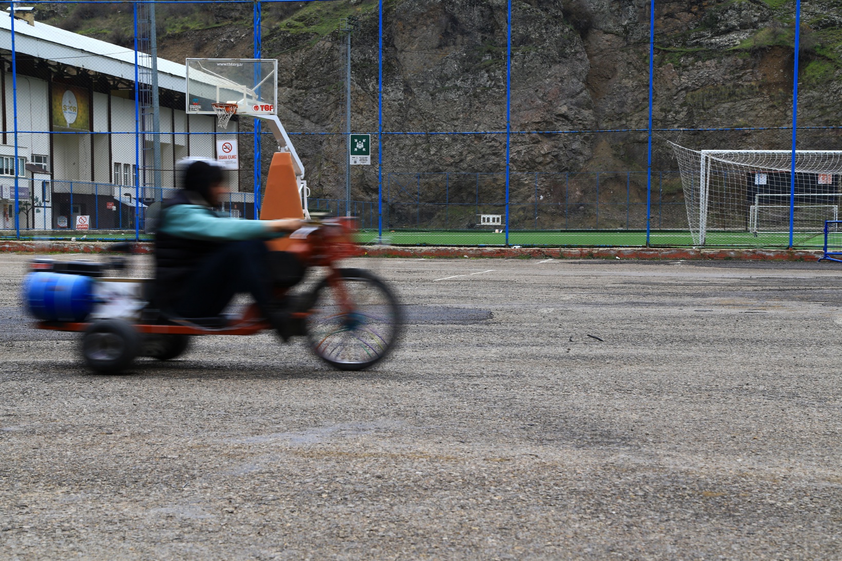 Drift yapmak için kendi araçlarını tasarladılar 7