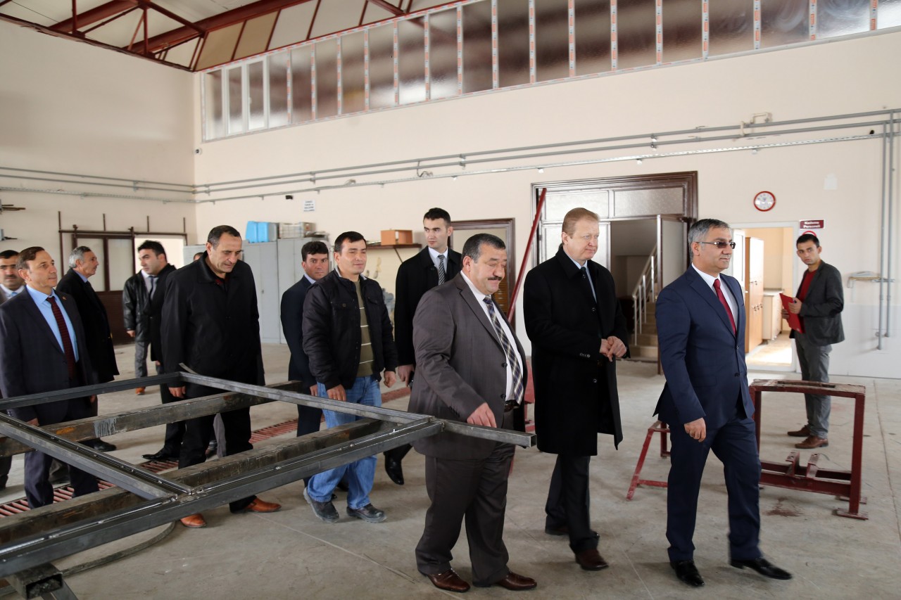 Vali Yavuz Kelkit’e çıkarma yaptı 21