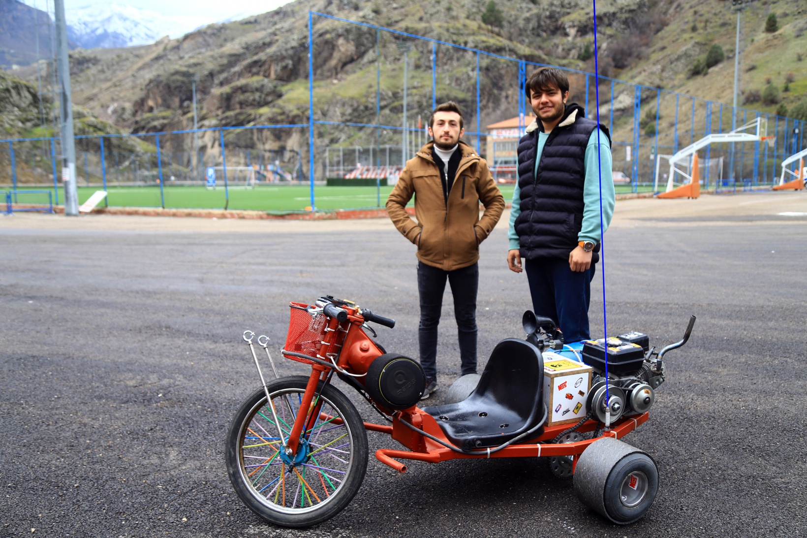 Drift yapmak için kendi araçlarını tasarladılar 8