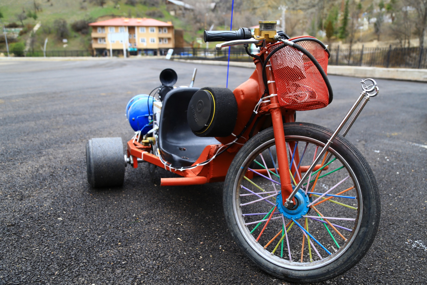 Drift yapmak için kendi araçlarını tasarladılar 5