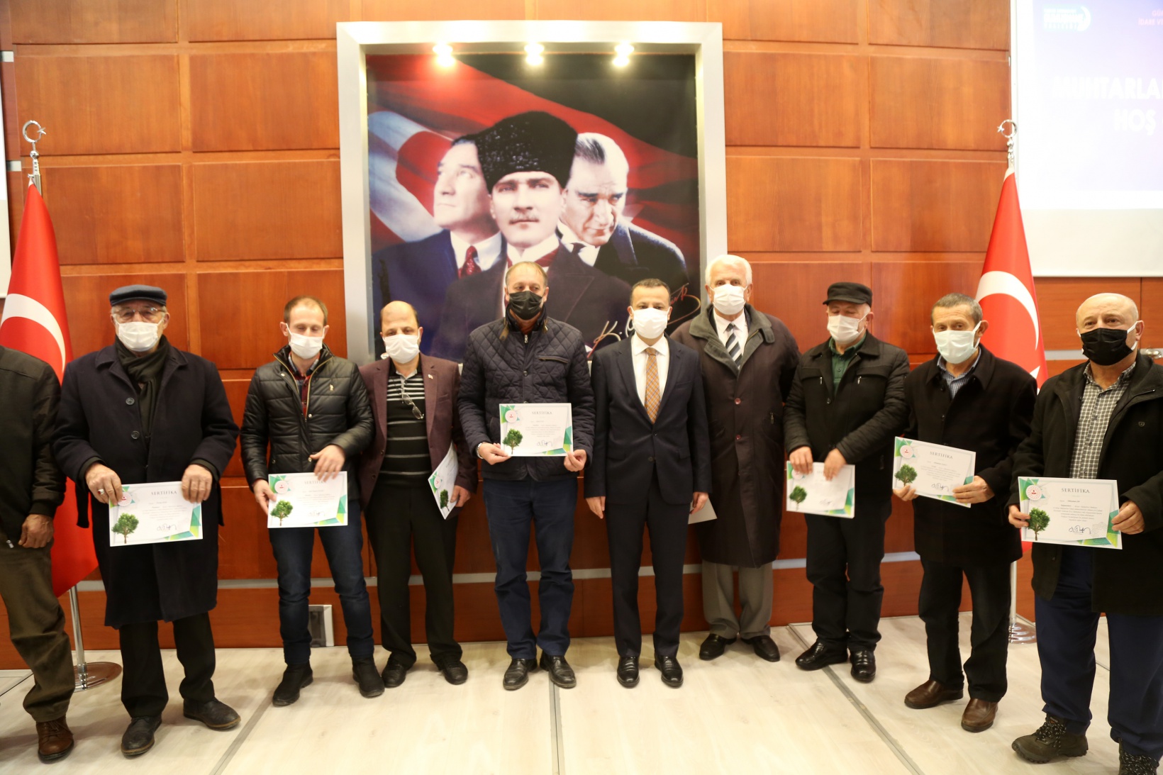 Muhtarlar sertifikalarını aldı 22