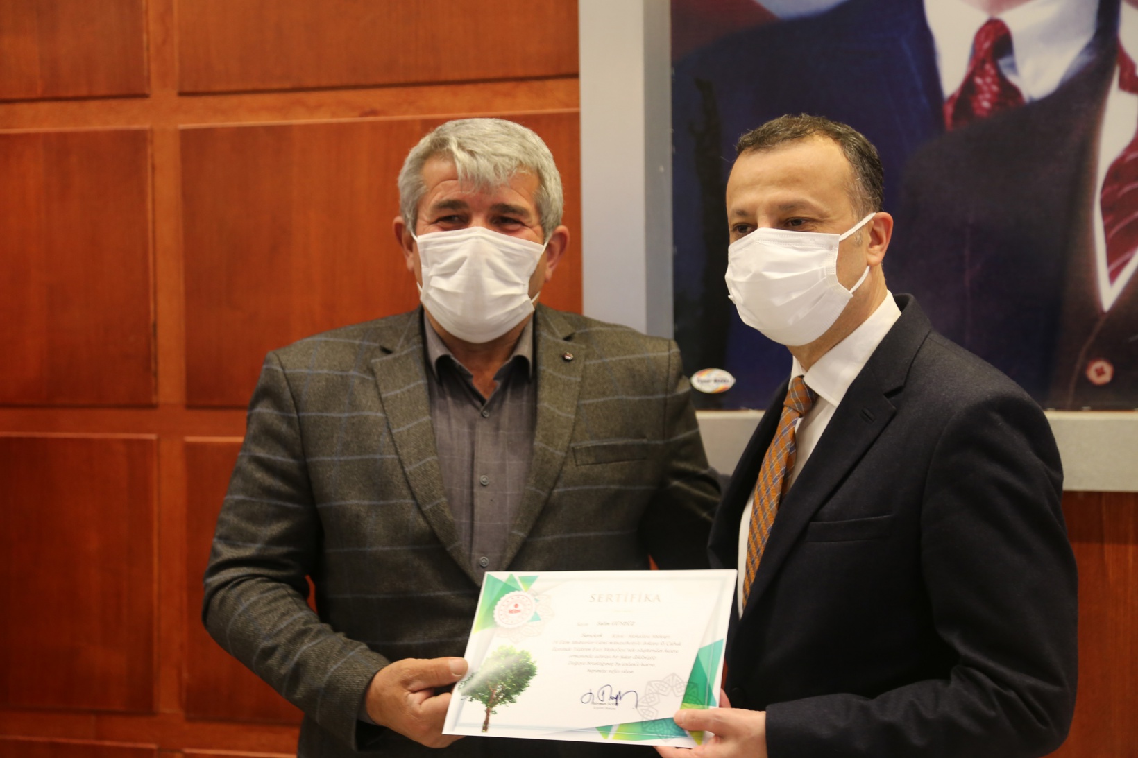 Muhtarlar sertifikalarını aldı 17