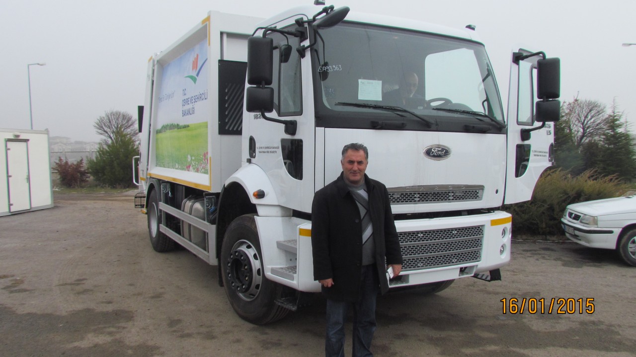 Torul’a çöp aracı 2