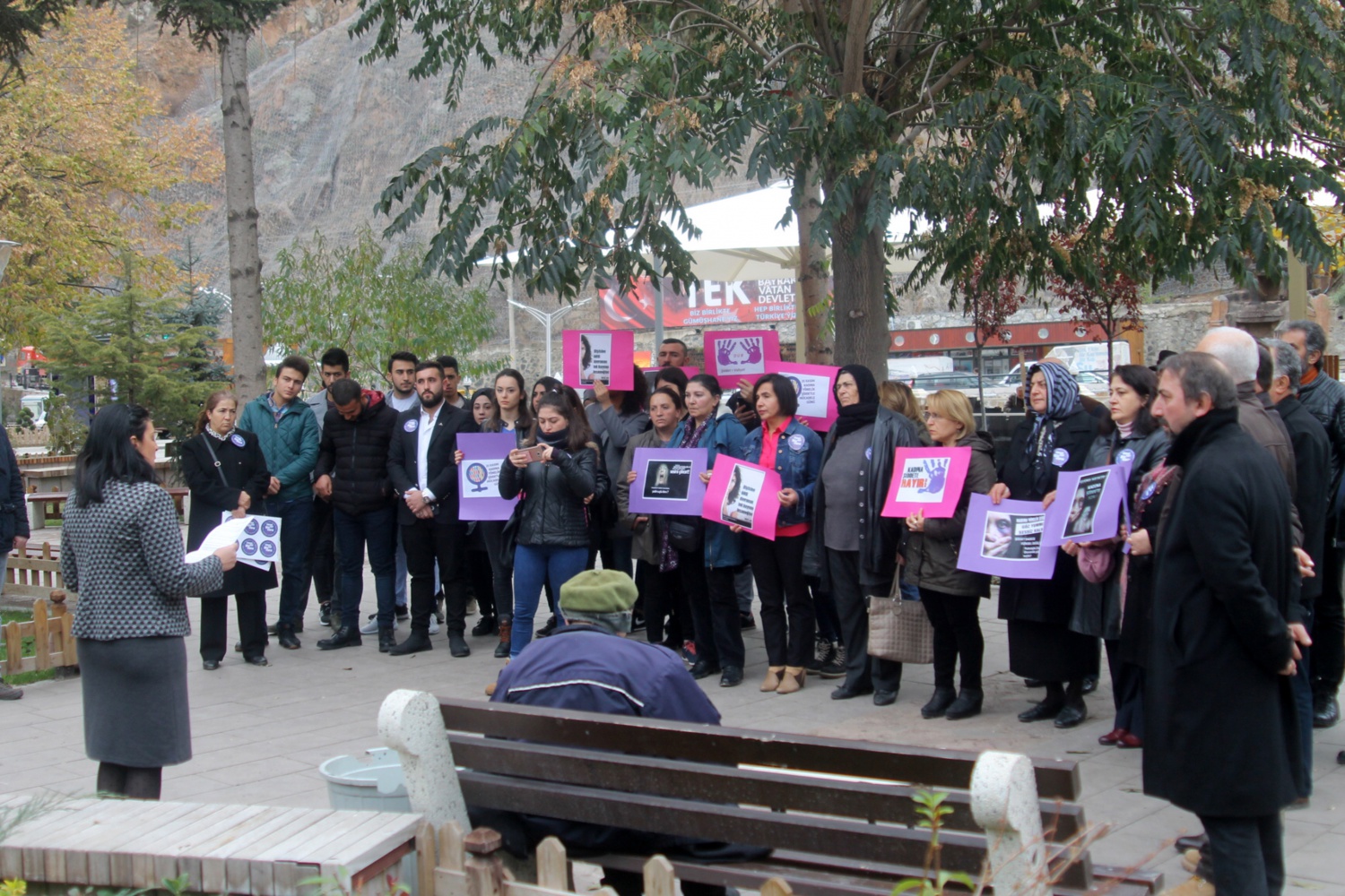 CHP kadına yönelik şiddete dikkat çekti 2