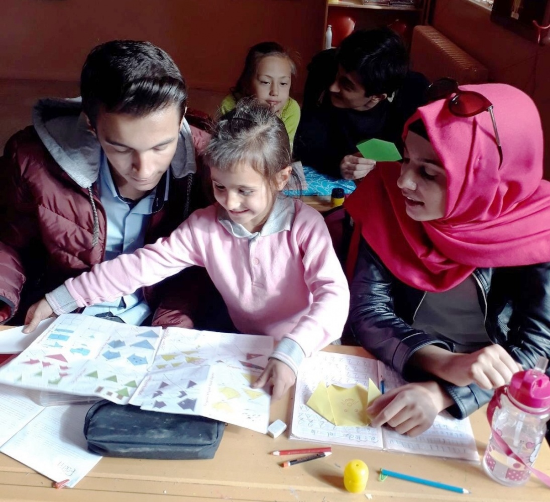 Gümüşhane Üniversitesi öğrencileri Kale Koçkaya İlkokulu’na misafir oldu 2