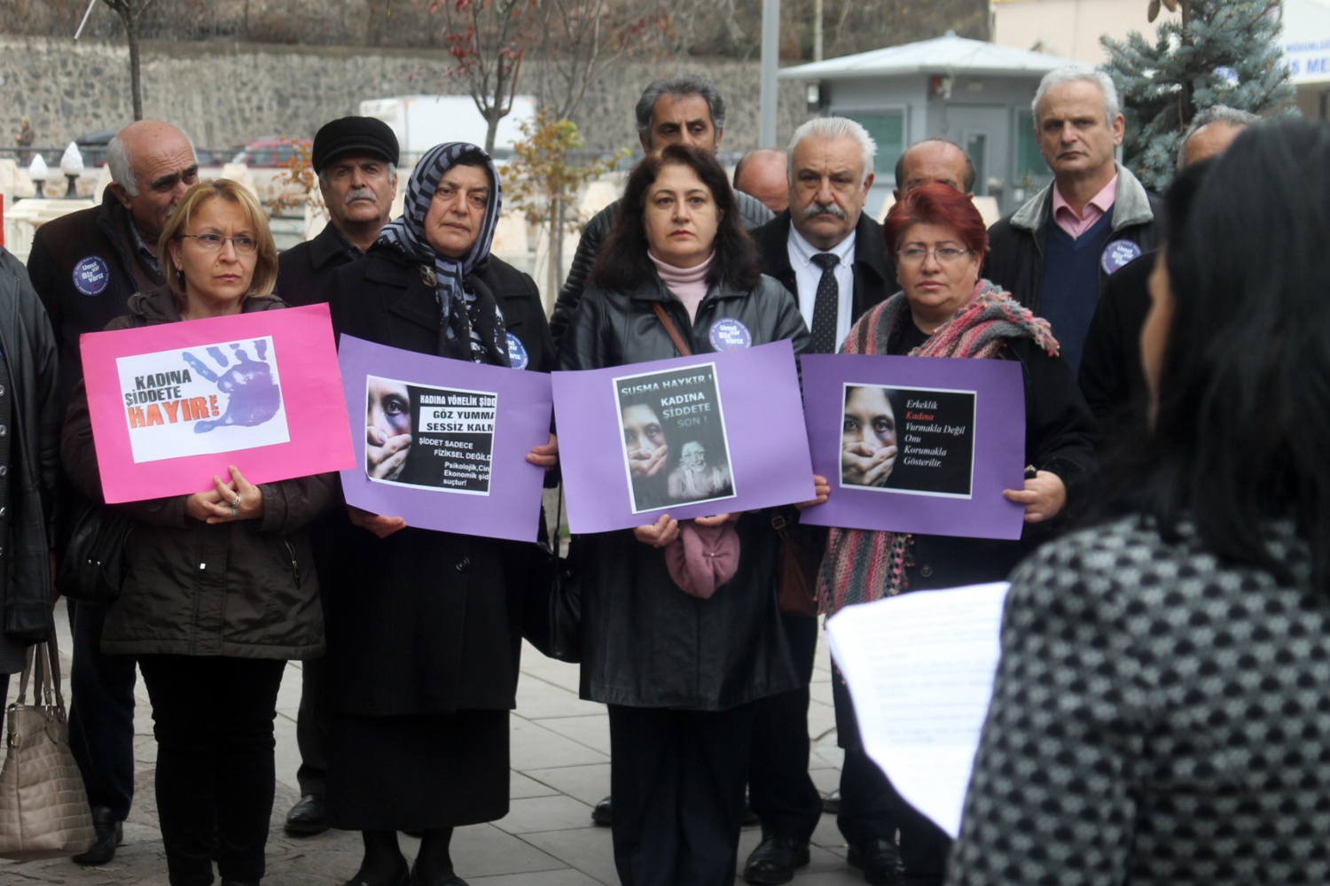 CHP kadına yönelik şiddete dikkat çekti 7