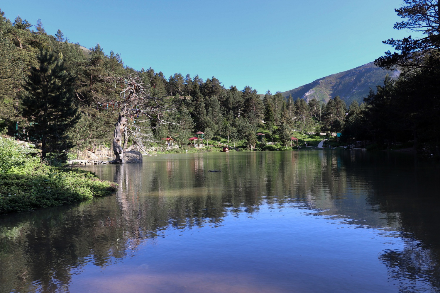 Gümüşhaneli dağcılar 2 bin 24 metrede iftar yaptı 12