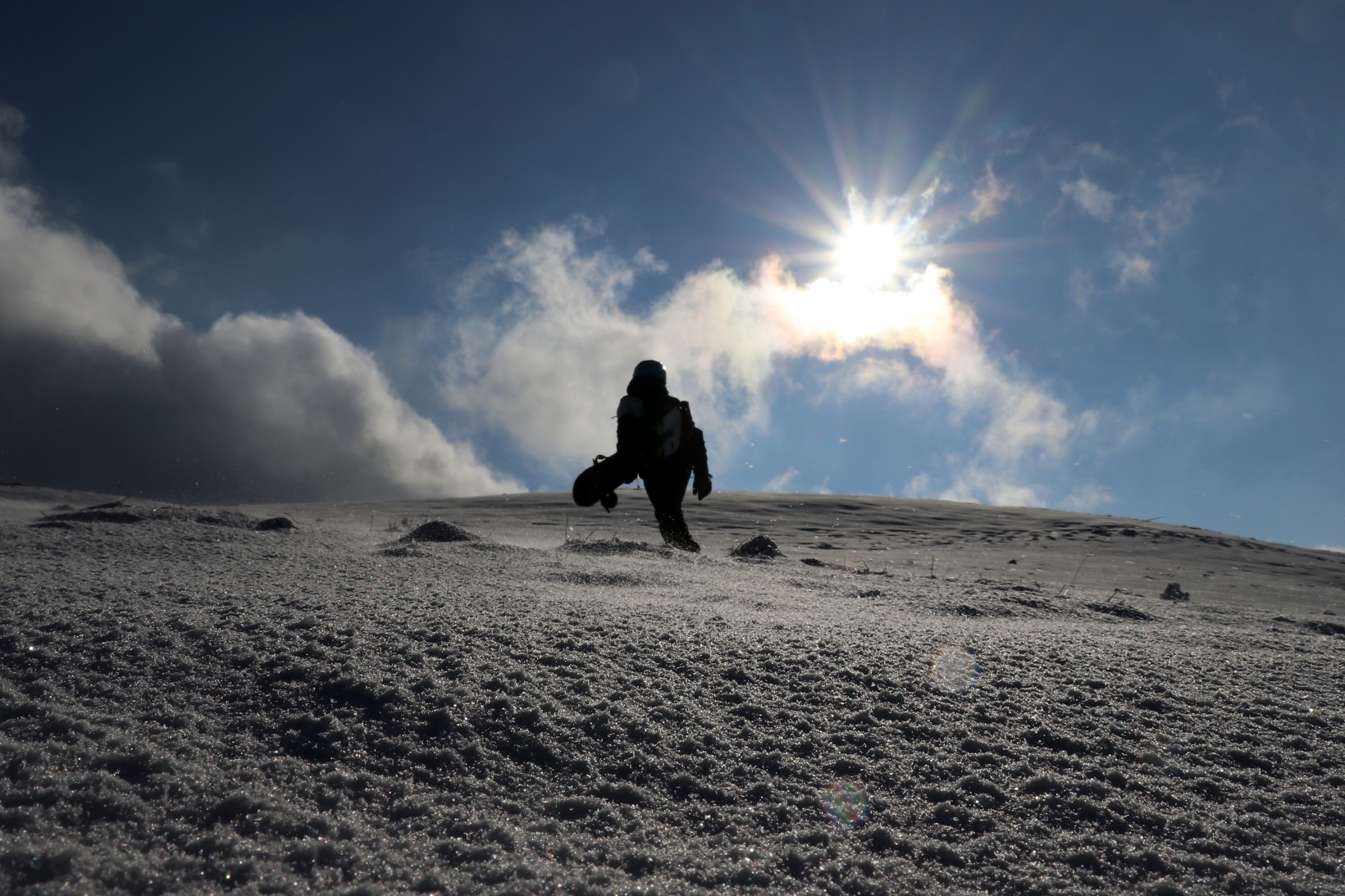 Zigana’nın zirvelerinde 5 yıldır devam eden snowboard keyfi 15